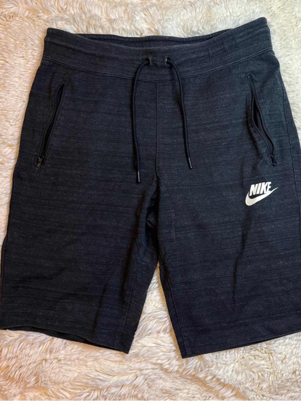 Nike men’s large Heather Black Athleisure Shorts 11” inseam zipper pockets